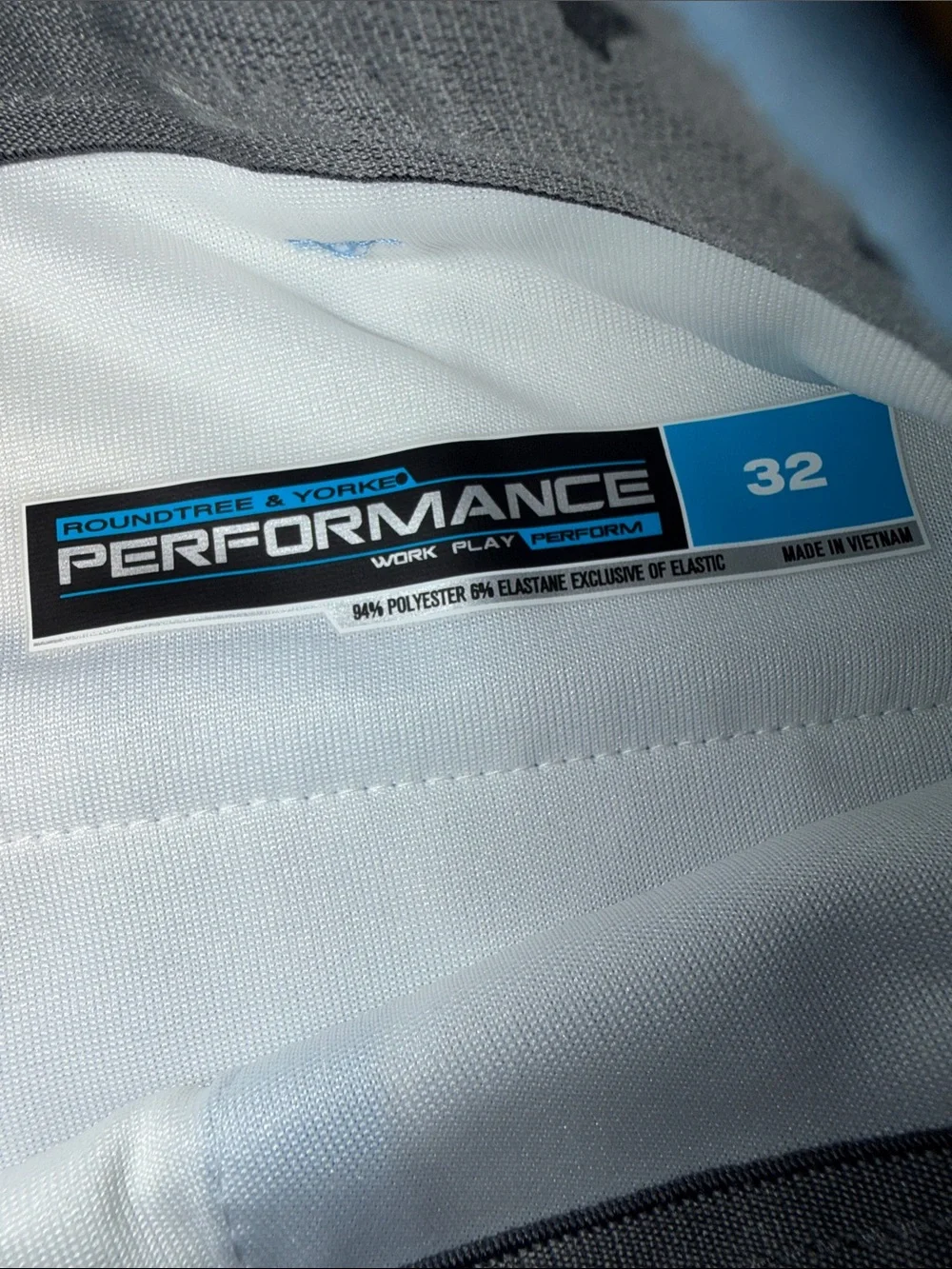 Roundtree & Yorke Light Blue Flat-Front Performance Shorts